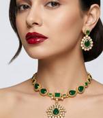 Elegant emerald green & gold-plated handcrafted indian bridal jewelry set - Necklace :: & earrings
