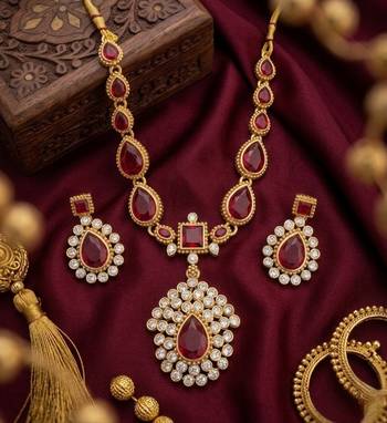 Elegant ruby & gold-plated handcrafted indian bridal jewelry set - Necklace :: & earrings 2