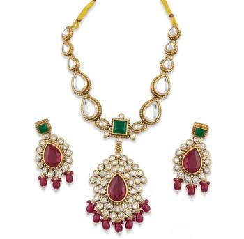 Elegant ruby- green & gold-plated handcrafted indian bridal jewelry set - Necklace :: & earrings 3