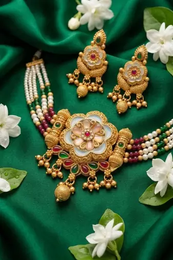 Handcrafted indian kundan & pearl choker Necklace :: set     gold plated for weddings, festivals