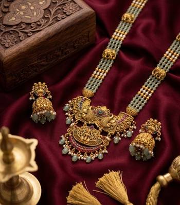 Antique temple jewelry gold-plated necklace set with lakshmi pendant & earrings traditional south indian bridal jewelry 3