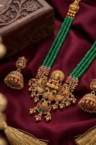 Antique gold-plated lakshmi pendant green bead Necklace :: set with jhumka earrings - traditional temple jewelry