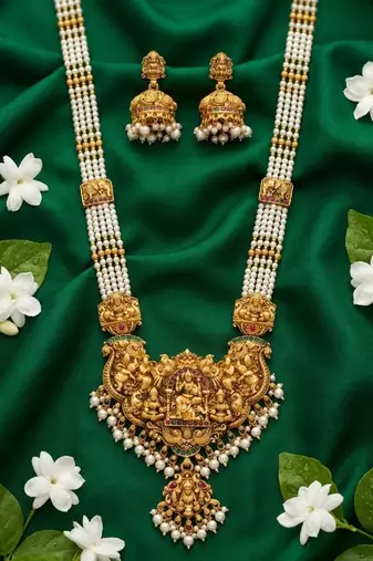Antique gold-plated lakshmi temple Necklace :: set with green beads and jhumkas