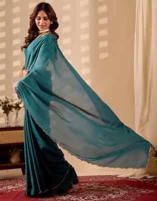 Blue geomatric print silk festive ethnic saree with blouse 3