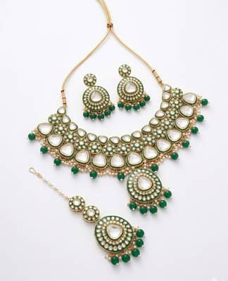 Handcrafted kundan choker Necklace :: set | gold plated | emerald green | wedding & festival jewelry 4