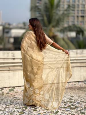Light golden thread embroidery floral work organza    elegant party wear style  designer saree  with blouse piece 3