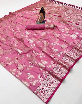 Peach soft silk blend saree with zari weaving meenakari design 3