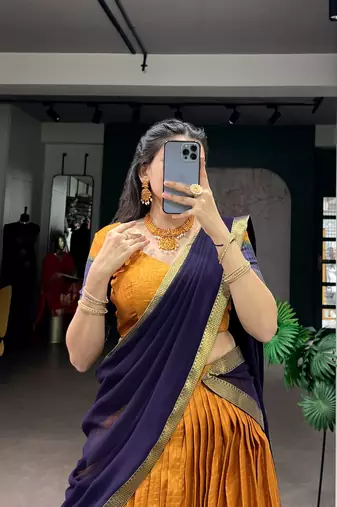 Festive Dola Chex Chex Zari Woven Chaniya Choli Set