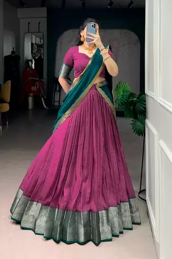 Festive Dola Chex Chex Zari Woven Chaniya Choli Set