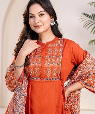 Cotton cambric anarkali kurti-pant-dupatta set 3