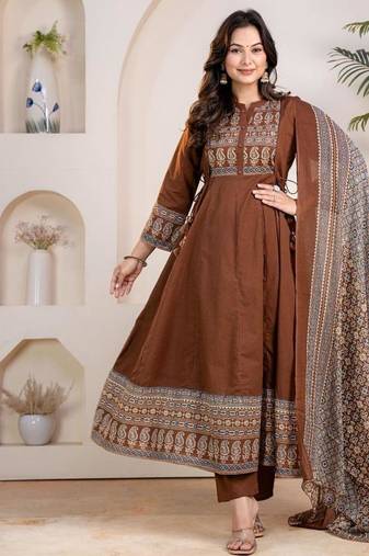 Cotton cambric anarkali kurti-pant-dupatta set