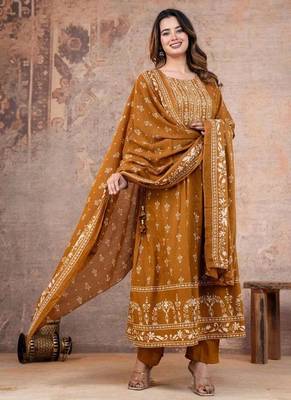 Cotton cambric anarkali kurti-pant-dupatta set 2