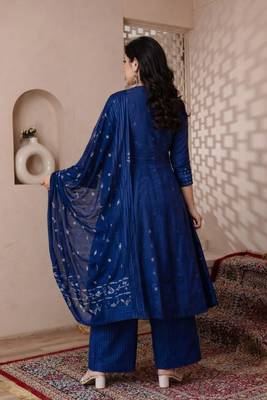 Cotton cambric a-line  kurti-pant-dupatta set 4
