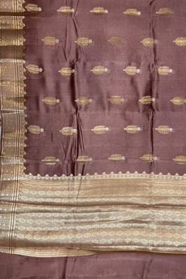 Banarasi viscose silk saree in chiku colour with floral zari meenakari work 4