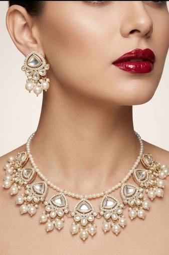 Exquisite kundan pearl Necklace :: set: gold-plated traditional jewelry for wedding