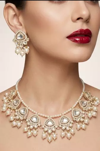 Exquisite kundan pearl Necklace :: set: gold-plated traditional jewelry for wedding