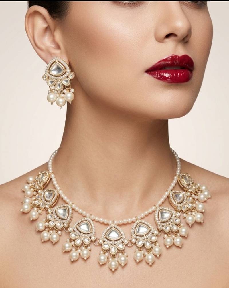 Exquisite kundan pearl Necklace :: set: gold-plated traditional jewelry for wedding