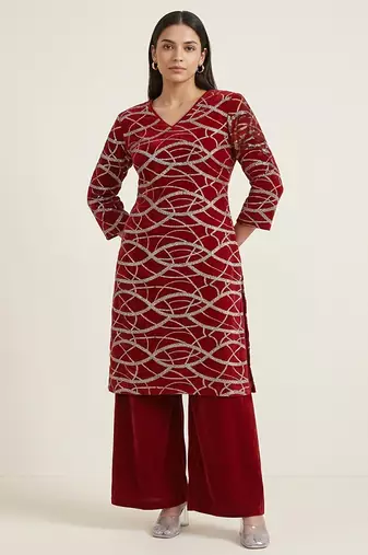 Red embroidered georgette kurta set