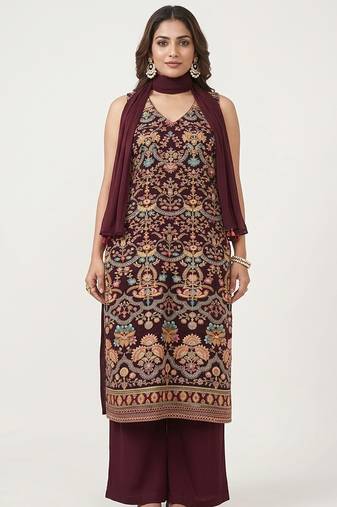 Maroon embroidered crepe kurta set