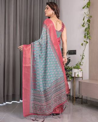 Soft handloom linen weaved with golden zari floral saree with tassels     includes 0.8m blouse 4