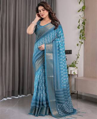 Linen weaved with golden zari handloom saree with digital floral print and tassels     festive wear 2