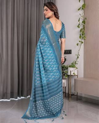 Linen weaved with golden zari handloom saree with digital floral print and tassels     festive wear 3