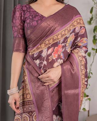 Premium floral print handloom linen weaved with golden zari saree with pallu tassels     5.5m 5