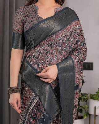 Graceful handloom linen weaved with golden zari saree with artistic floral print & tassels 5