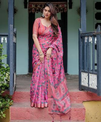 Linen handloom saree with digital floral print and tassels     festive wear 4