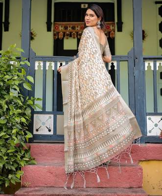 Pastel floral handloom linen saree with pallu tassels & blouse piece 3