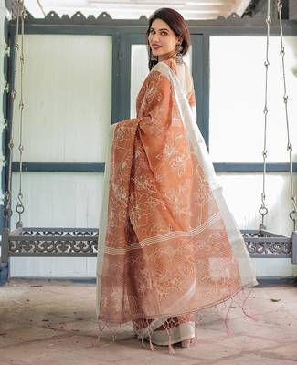 Pure linen handloom saree with floral print and designer tassels 2