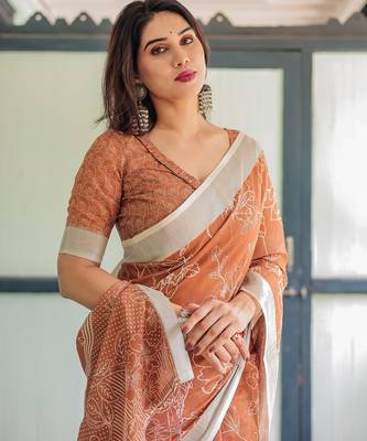 Pure linen handloom saree with floral print and designer tassels 3