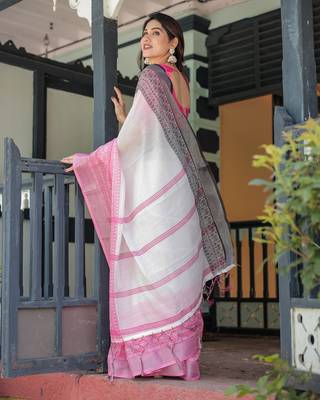 Women   s handloom linen saree     floral printed with attached blouse & tassels 2