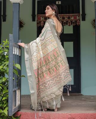 Printed handloom linen saree for women with floral design and tassels 3