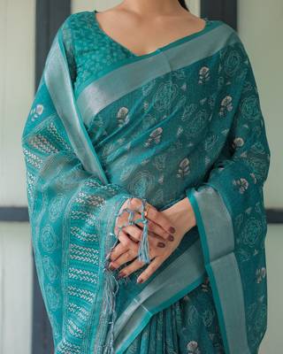 Stylish linen handloom saree with floral digital print and tassels     5.5m + 0.8m 2