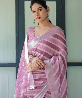 Elegant handloom linen saree with floral print & tassel edges     5.5m + 0.8m blouse 5