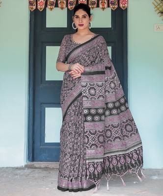 Pure linen handloom saree with floral print and designer tassels 1