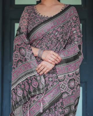 Pure linen handloom saree with floral print and designer tassels 3