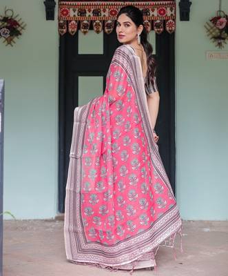 Soft handloom linen floral saree with tassels     includes 0.8m blouse 2