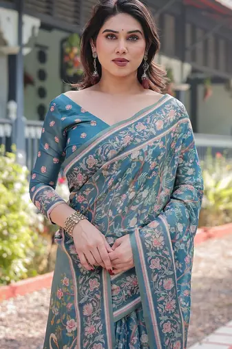 Soft handloom cotton floral saree with tassels     includes 0.8m blouse