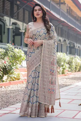 Printed floral handloom cotton saree with stylish tassel finish – ready to wear