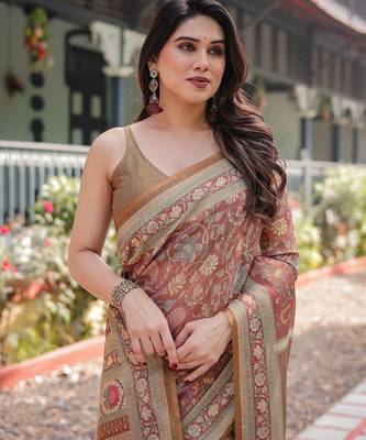Pastel floral handloom cotton saree with pallu tassels & blouse piece 5