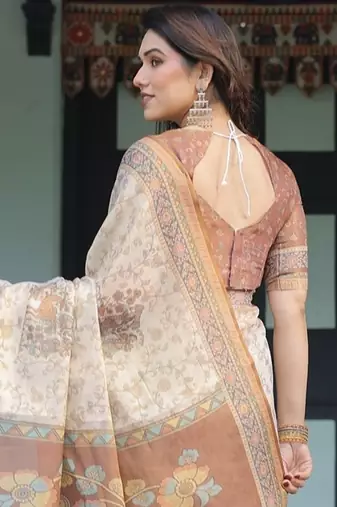 Cotton cotton blend handloom saree with floral motif and tassel border