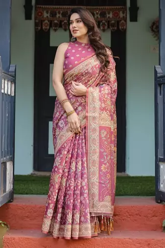 Women   s handloom cotton saree     floral printed with attached blouse & tassels