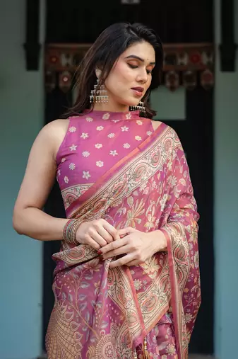 Women   s handloom cotton saree     floral printed with attached blouse & tassels