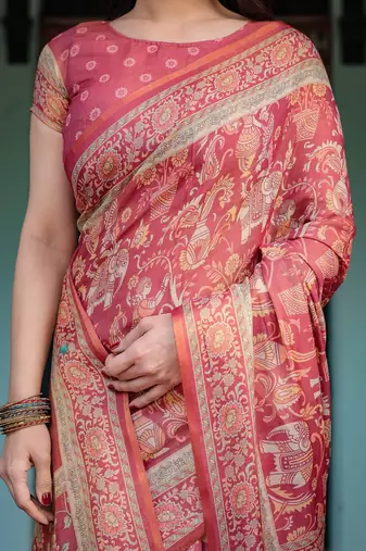 Everyday elegance handloom cotton floral saree with blouse piece     5.5m