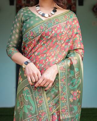 Stylish cotton handloom saree with floral digital print and tassels     5.5m + 0.8m 4