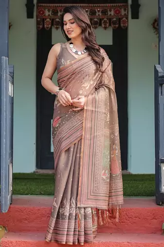 Handloom cotton floral printed saree with tassels & attached blouse – 5.5m