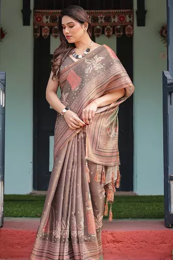 Handloom cotton floral printed saree with tassels & attached blouse     5.5m
