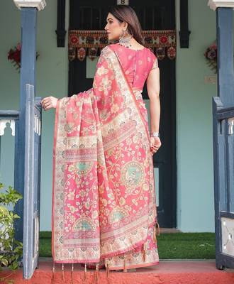 Traditional handloom cotton floral saree with matching blouse & tassel detailing 3